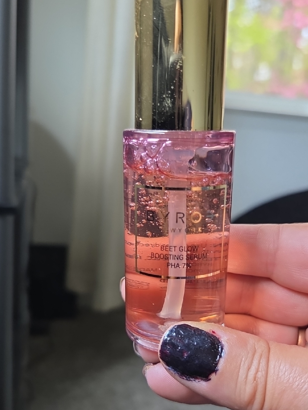Glow Boosting Pink Serum with Gold Cap